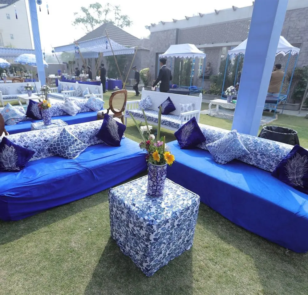 Outdoor event seating